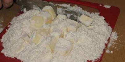 дрожжевой лимонный пирог