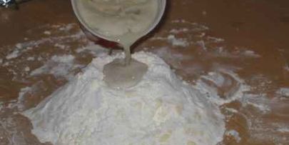 дрожжевой лимонный пирог