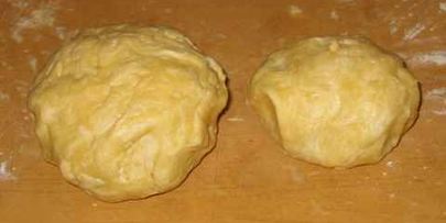 дрожжевой лимонный пирог