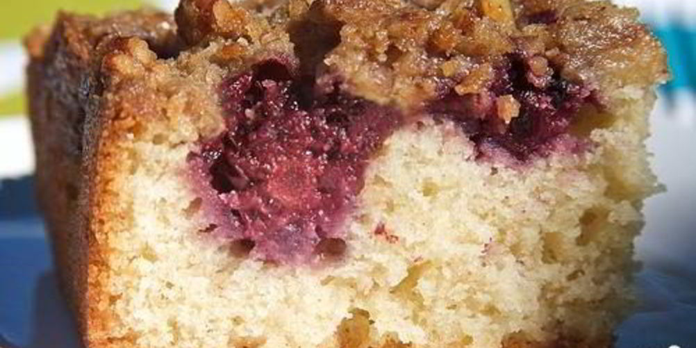 Рецепт ежевичный пирог с орехами