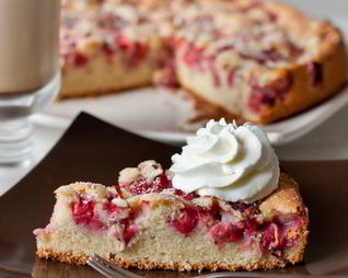 Клубничный пирог с кукурузной мукой