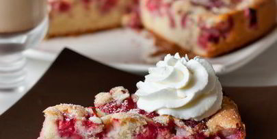 клубничный пирог с кукурузной мукой