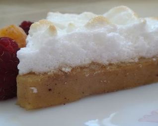 Коврижка из печенья с вареньем