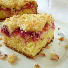Рецепт Нежный сливовый пирог с кукурузной муки