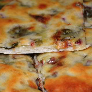 Осетинский пирог с ботвой и сыром