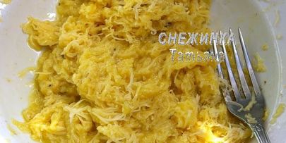 открытый пирог с лисичками и цукини на ароматном тесте