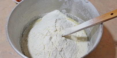 отрывной пирог с тушеной капустой