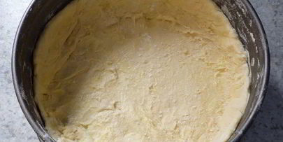 пикантный киш со шпинатом и хрустящей сырной корочкой