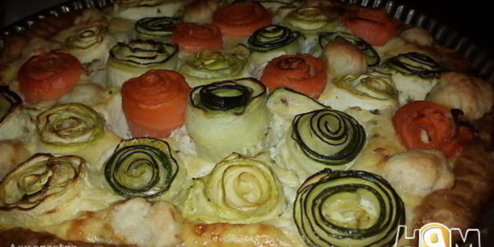 Рецепт пирог-букет из цуккини, кабачка и моркови