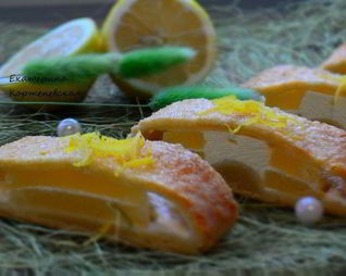 Пирог с ананасами и творогом