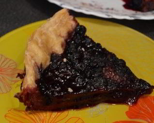 Пирог с черникой в мультиварке