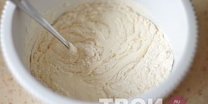 пирог с черной смородиной