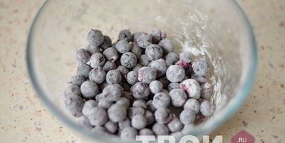 пирог с черной смородиной