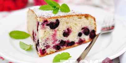 пирог с черной смородиной