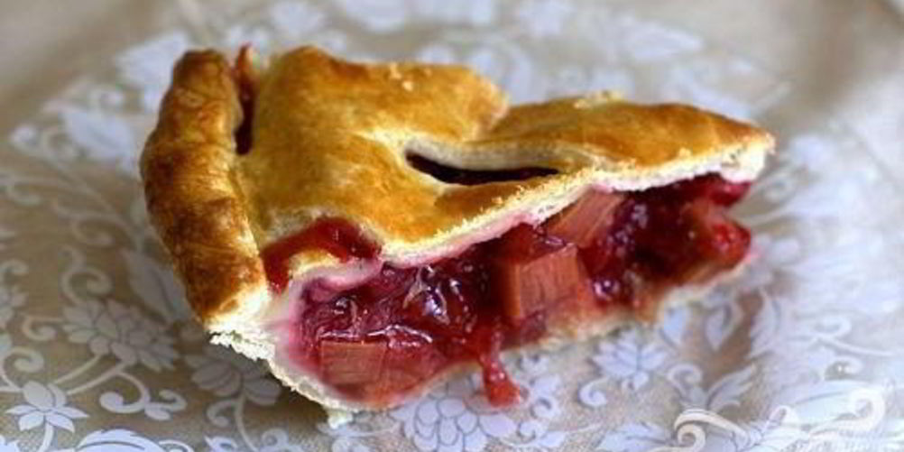 Рецепт пирог с клубникой и ревенем