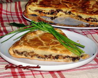 Пирог с лисичками