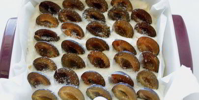 пирог с маскарпоне и сливой