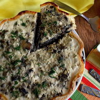 Пирог с печенью и грибами