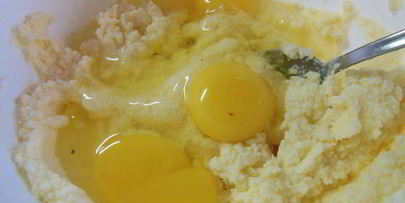 пирог с вишней и орехами забава