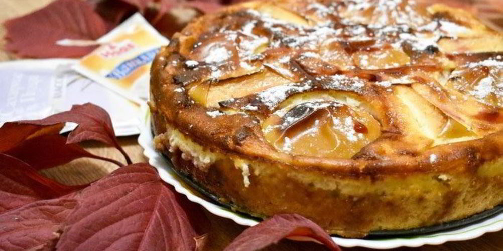 Рецепт пирог с воздушным творогом и яблоками