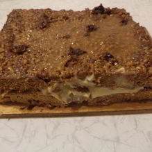 Рецепт Пирог с заварным кремом и орехово-медовой прослойкой