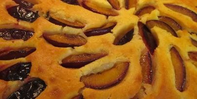 пирог со сливами