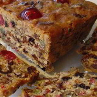 Рождественский пирог с орехами и сухофруктами по-английски