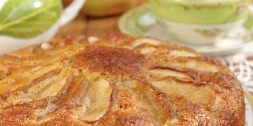 Рецепт скандинавского яблочного пирога с миндалема