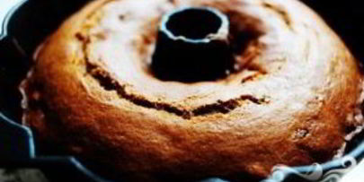 томатный пирог со сливочной глазурью