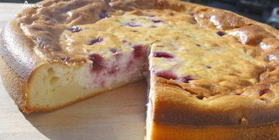 творожный пирог с малиной