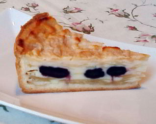 Яблочный пирог с изюмом