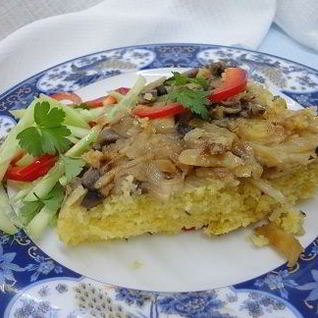 Заливной пирог из кукурузной муки