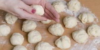 дрожжевые пирожки