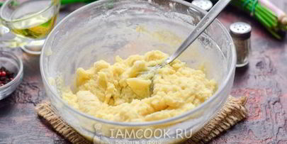 картофельные пирожки с фаршем