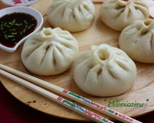Китайские пирожки с лососем