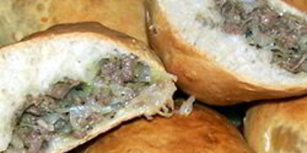 Рецепт немецкие пирожки с фаршем, капустой и сыром