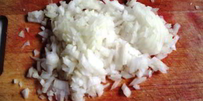 печеные пирожки с жареной капустой и яйцом