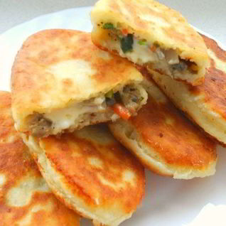 Пирожки из творожного теста