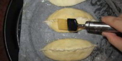 пирожки печеные с мясом