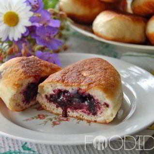 Пирожки с черникой