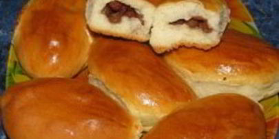пирожки с изюмом