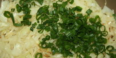 пирожки с капустой и сосисками