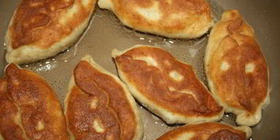 пирожки с капустой и сосисками