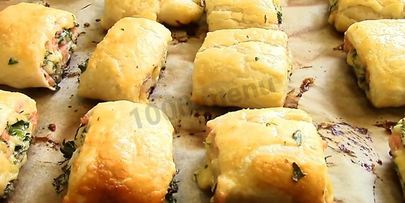 пирожки с колбасой и сыром