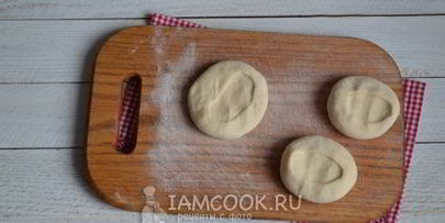 пирожки с мясом и рисом