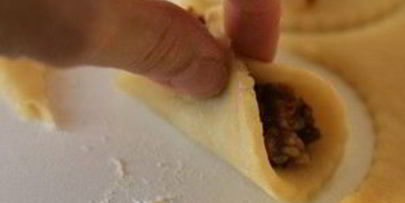 пирожки с орехами