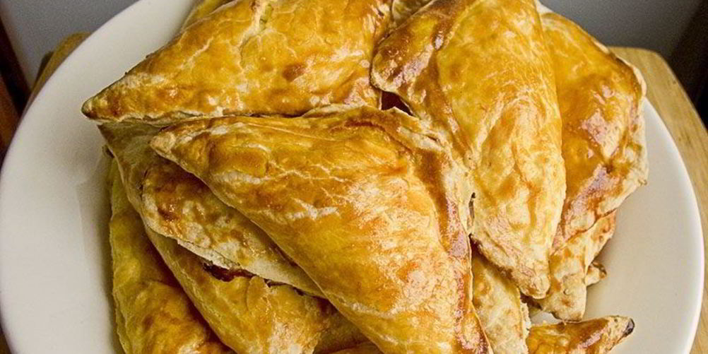 Рецепт пирожки-треугольники с мясом