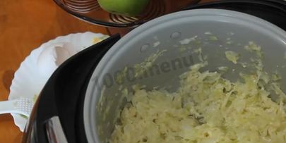 пирожки в мультиварке с капустой