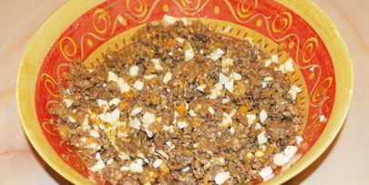 слоеные пирожки с мясом