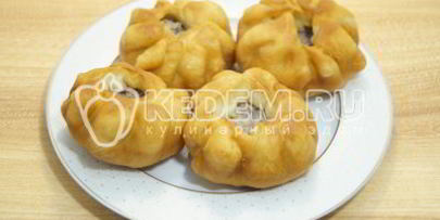 жареные пирожки с мясом